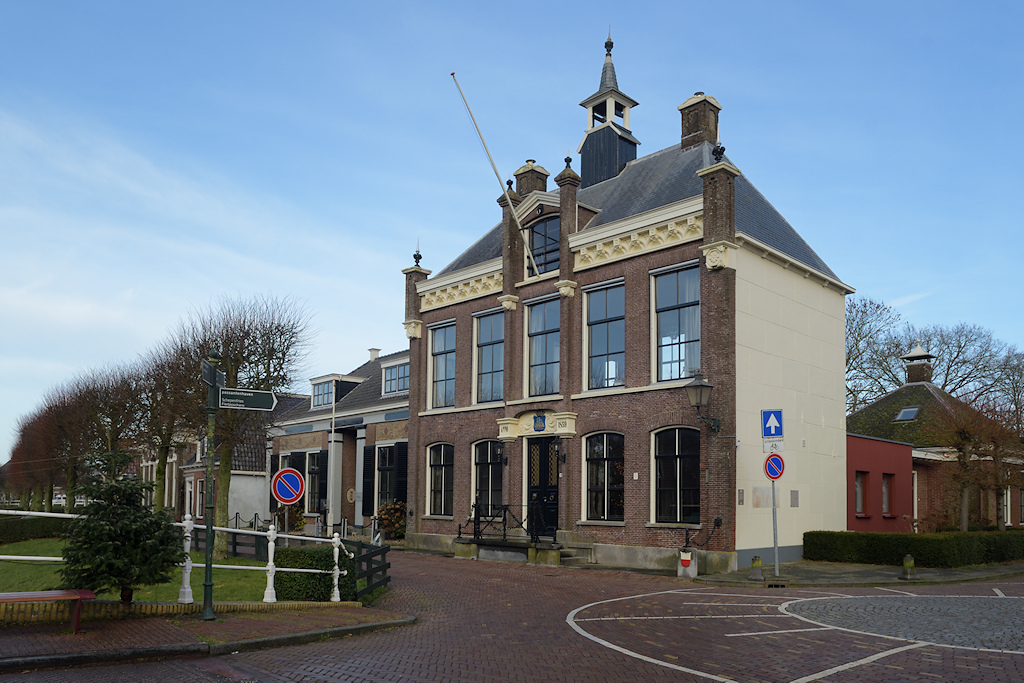 Oude stadhuis van IJlst aan de Galamagracht