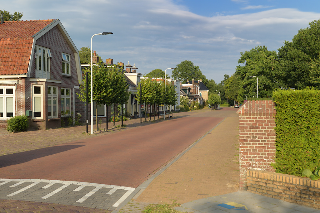 Hurdegaryp, voormalige Rijksstraatweg