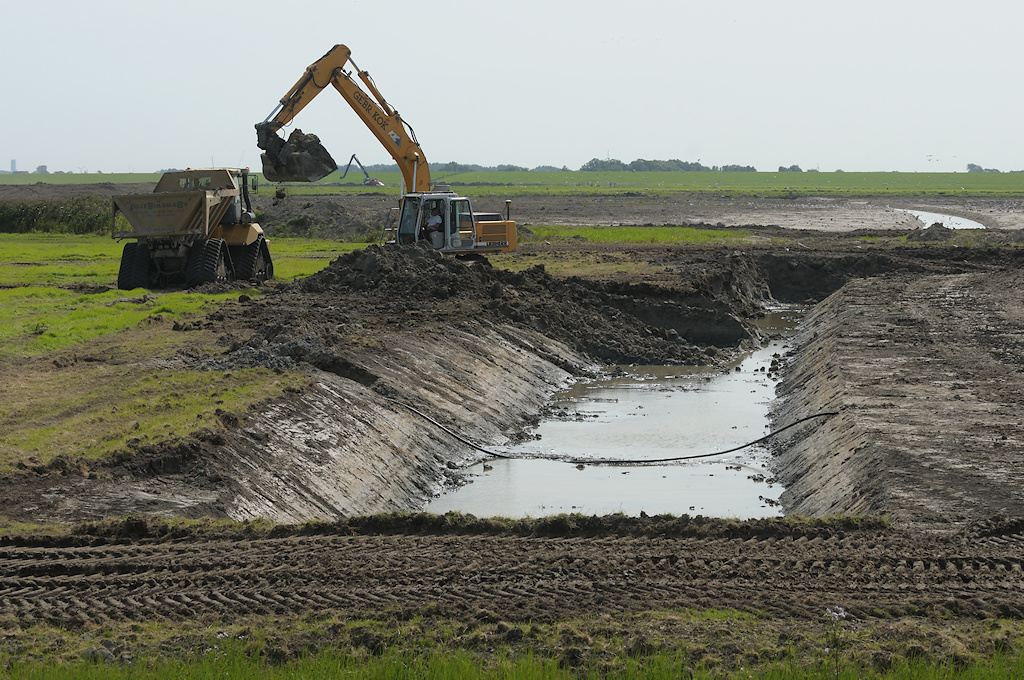 Het graven van de kreek
