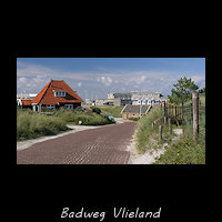 De Badweg en het Strandhotel ten noorden van het dorp 
